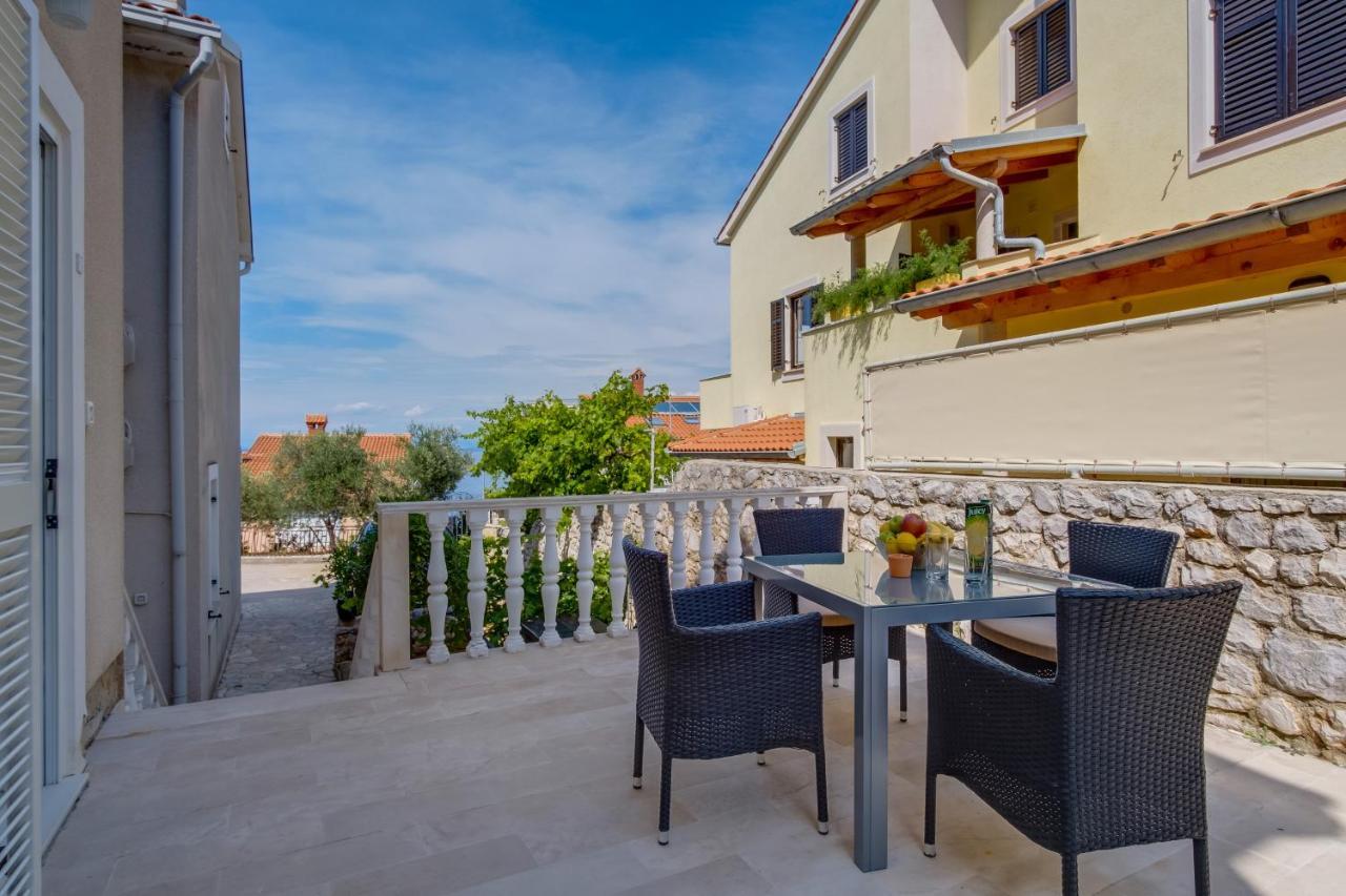 Leonida Lägenhet Mali Lošinj Exteriör bild