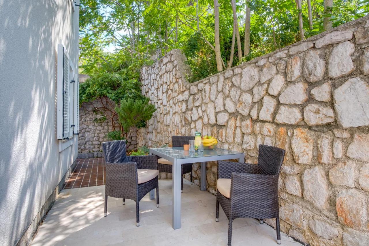 Leonida Lägenhet Mali Lošinj Exteriör bild