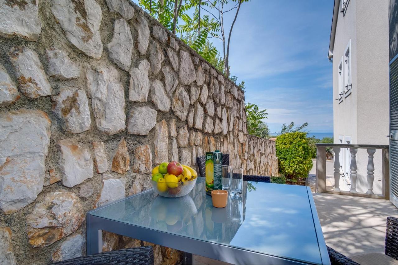 Leonida Lägenhet Mali Lošinj Exteriör bild