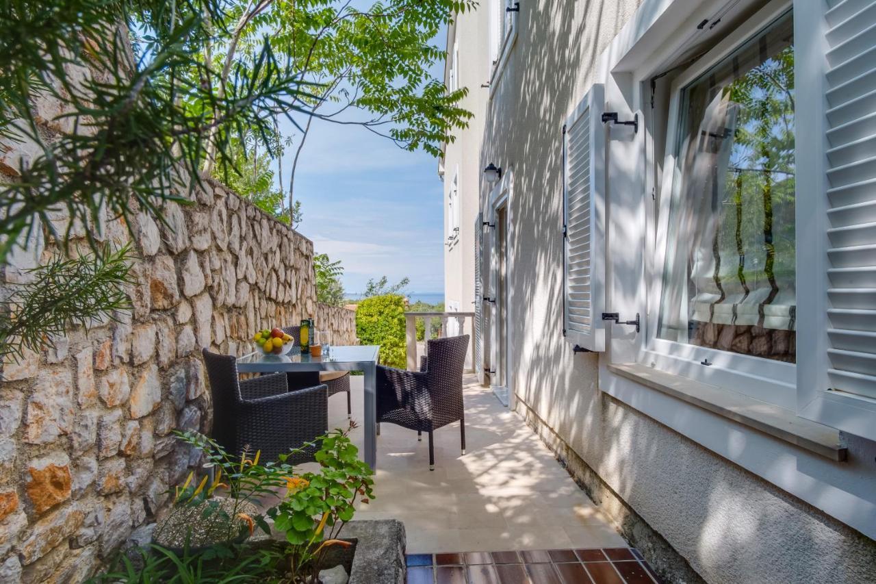 Leonida Lägenhet Mali Lošinj Exteriör bild