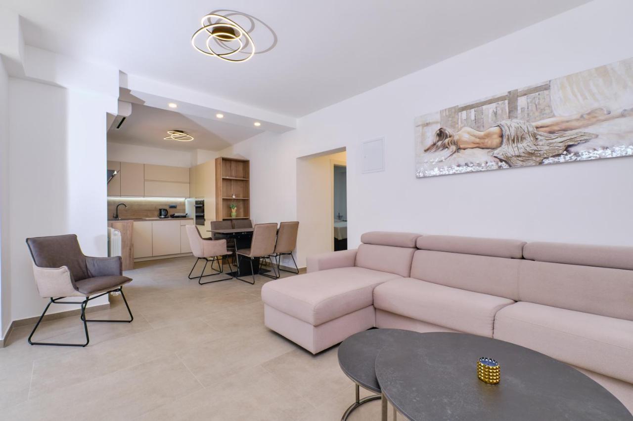 Leonida Lägenhet Mali Lošinj Exteriör bild
